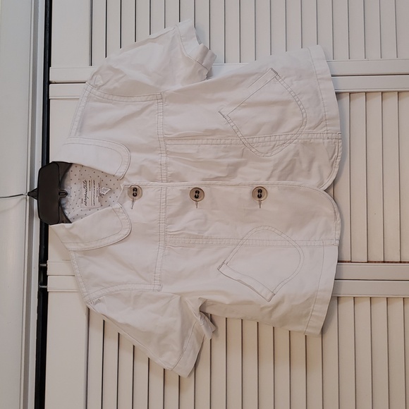 Aeropostale White Short Sleeved Big Button Cotton Jacket, Size Large - Picture 2 of 5